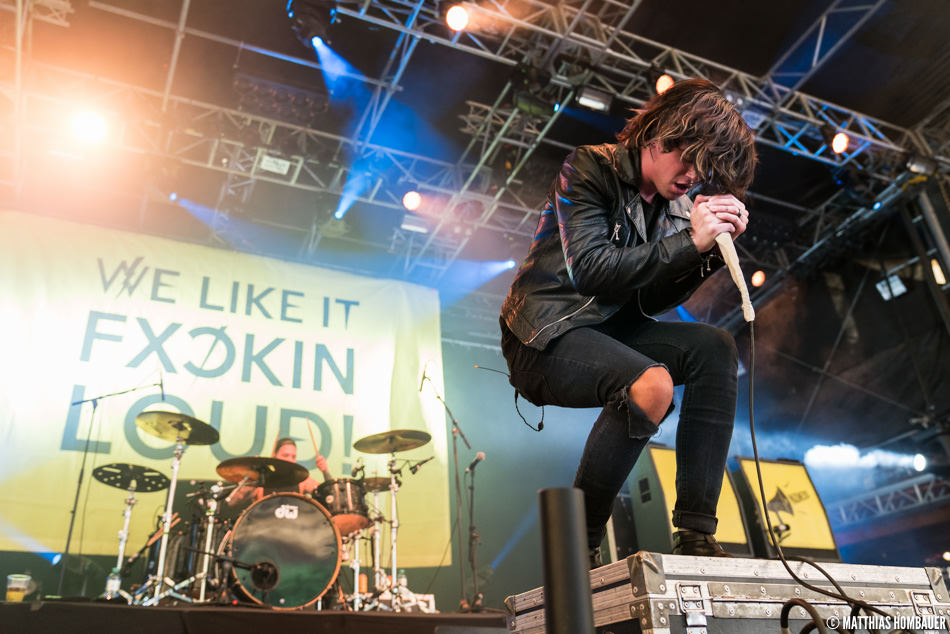 Sleeping With Sirens