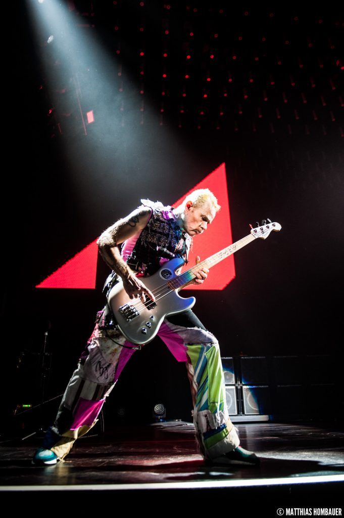 redhotchilipeppers_wien-2_by_Matthias_Hombauer